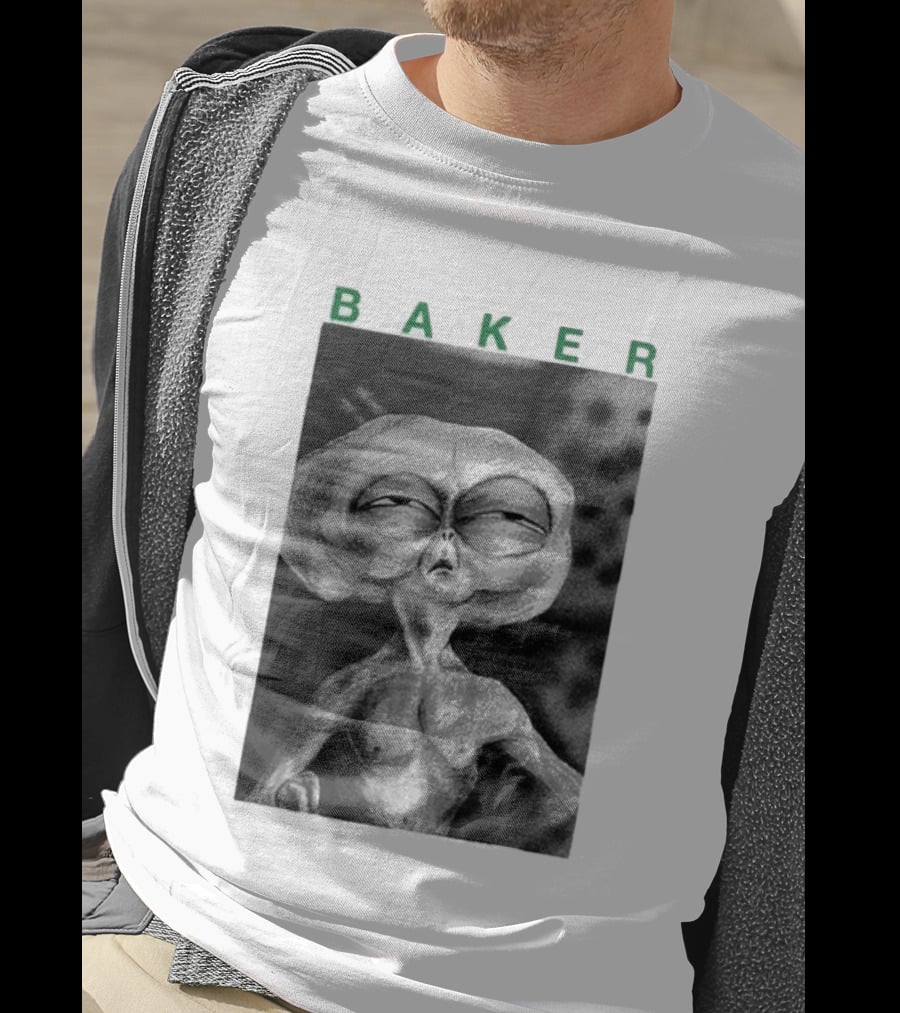 Note Baker Alien Block Busters Extraterrestrial T-Shirt