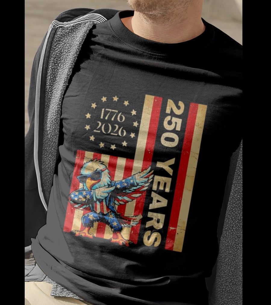 American Eagle Dabbing 1776 2026 250 Years Independence Day Celebration T-Shirt