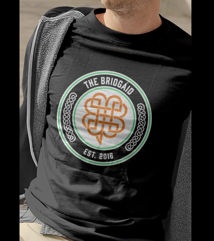 The Briogaid Est. 2016 Celtic Seal Knotwork T-Shirt