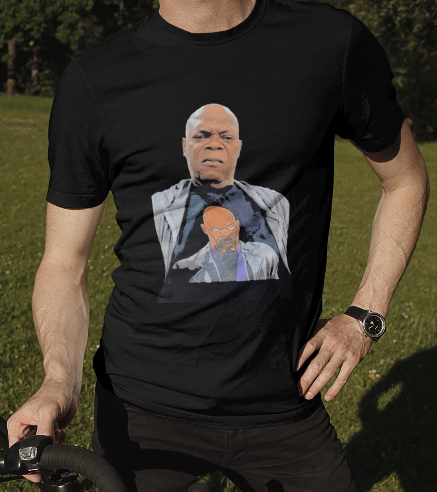 Samuel L. Jackson Wearing Himself On T-Shirt