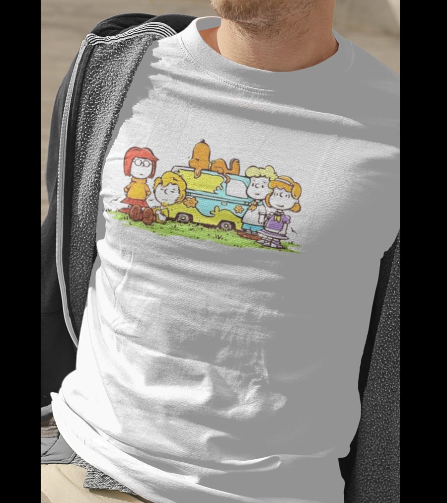 Scooby Doo Snoopy Crossover With Mystery Machine And Peanuts Characters T-Shirt