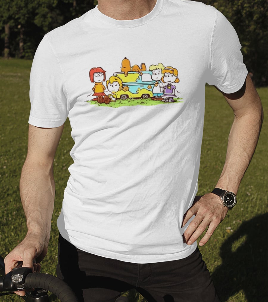 Scooby Doo Snoopy Crossover With Mystery Machine And Peanuts Characters T-Shirt