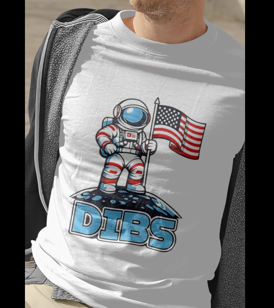 USA Dibs On The Moon Astronaut Space American Flag T-Shirt