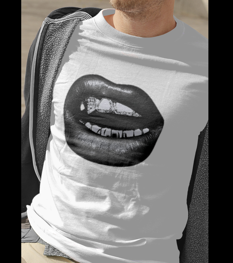 Dallas Cowboys Cheerleaders Black & White Lips Kevin Ozowski T-Shirt