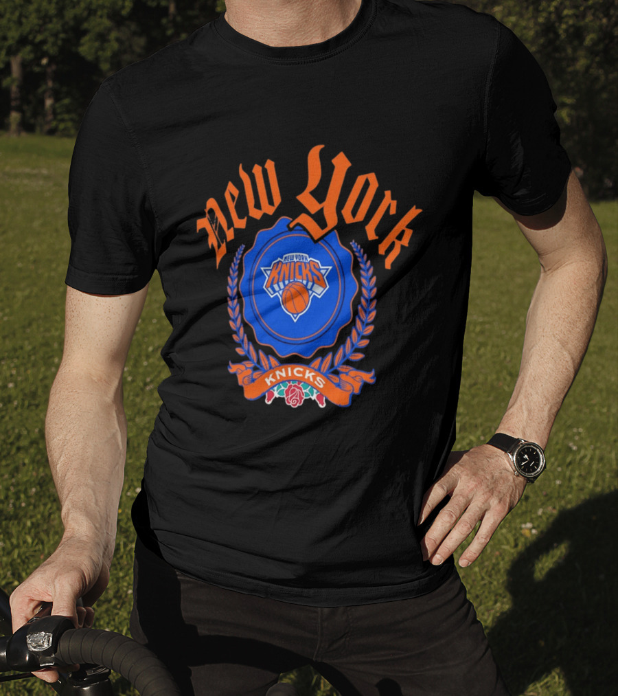New York Knicks Crest With Rose And Blue T-Shirt