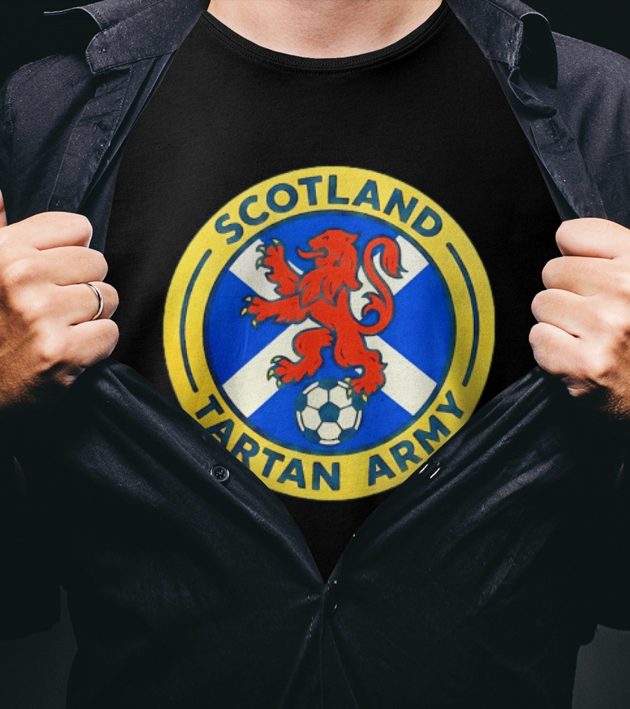 Scotland Tartan Army Scotland On Tour USA 2026 Soccer Lion T-Shirt