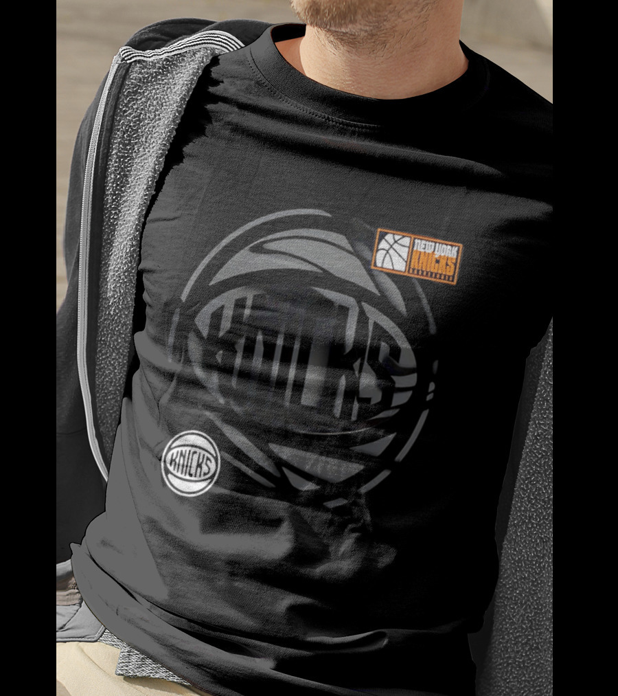 New York Knicks NBA 2026 Chasing Glory T-Shirt