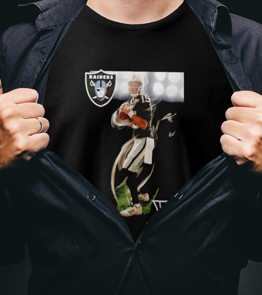 Las Vegas Raiders Fernando Mendoza Rookie 15 Football Player T-Shirt
