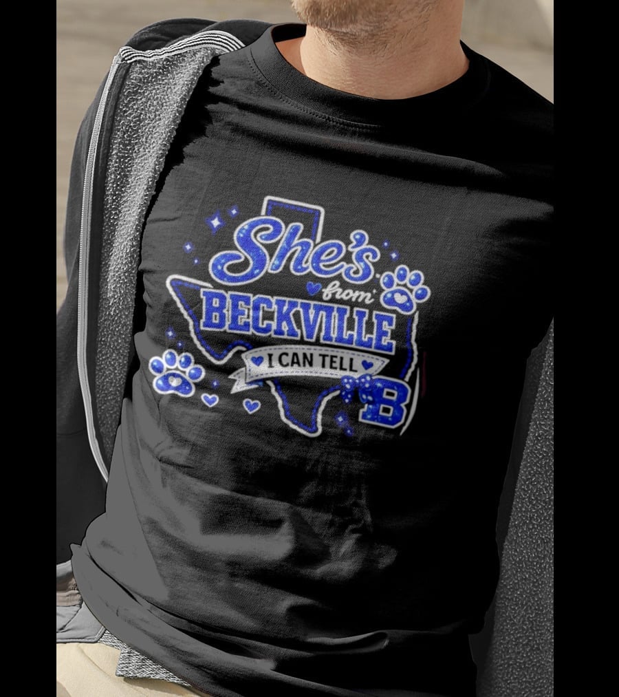 She's From Beckville I Can Tell Texas Pride Paw Prints Hearts T-Shirt