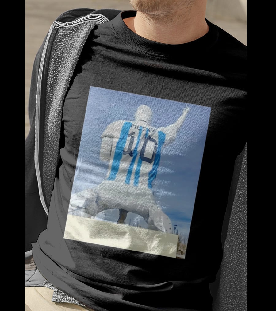Lionel Messi 10 Argentina Jersey Statue Meme T-Shirt
