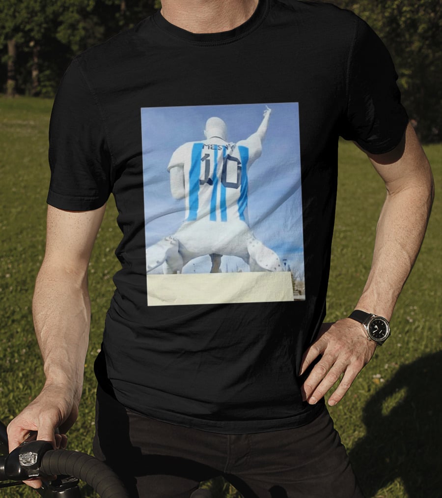 Lionel Messi 10 Argentina Jersey Statue Meme T-Shirt