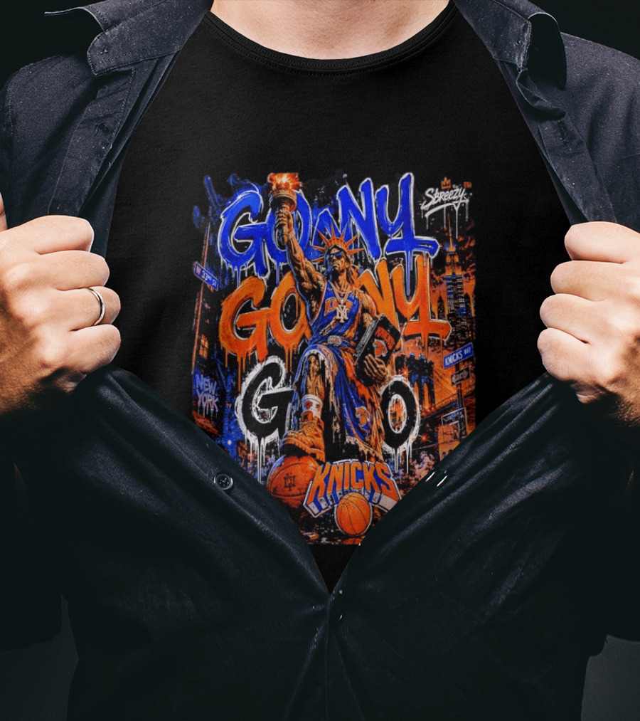 GO NY GO NY GO Knicks Basketball Statue Street T-Shirt