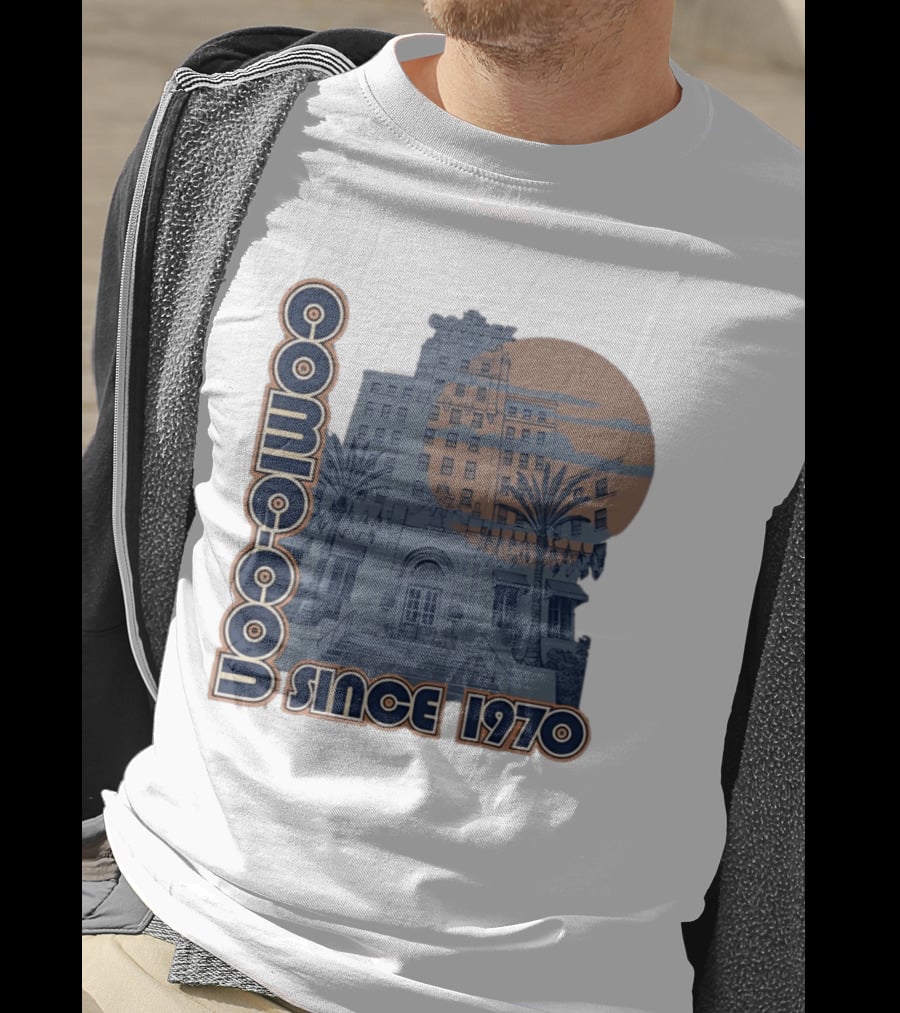 El Cortez Hotel Comic Con Since 1970 Urban Skyline T-Shirt