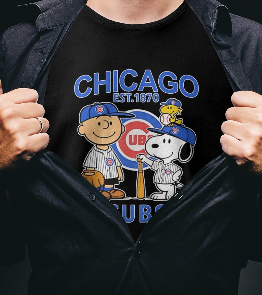 Peanuts Characters Snoopy Woodstock Charlie Brown Chicago Cubs Est 1870 T-Shirt