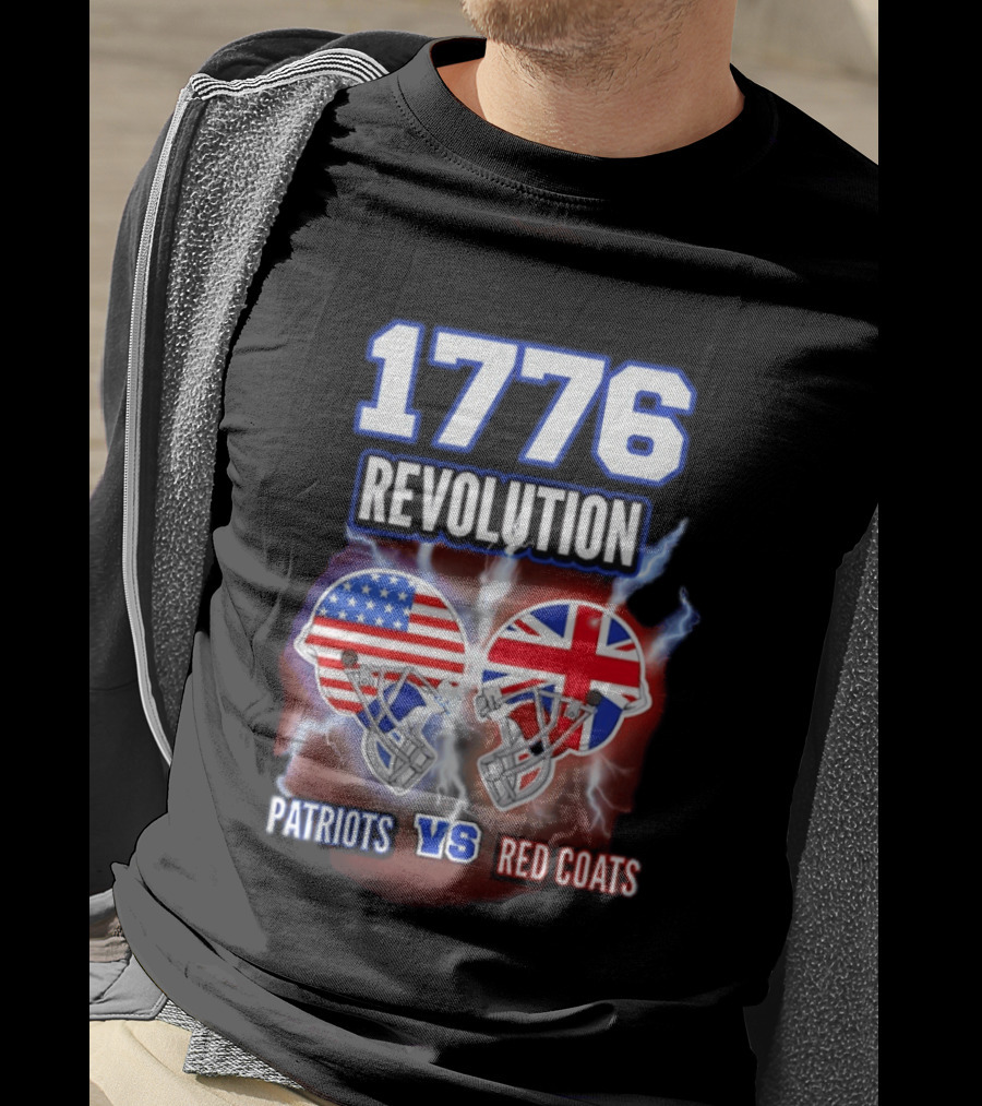 1776 Revolution Patriots Vs Red Coats American Flag British Flag Helmets Clash T-Shirt