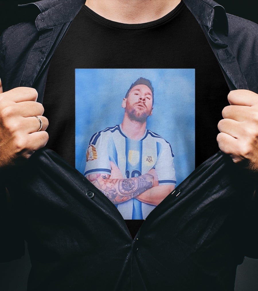 Lionel Messi With Argentina National Team Badge In Blue And White Stripes T-Shirt
