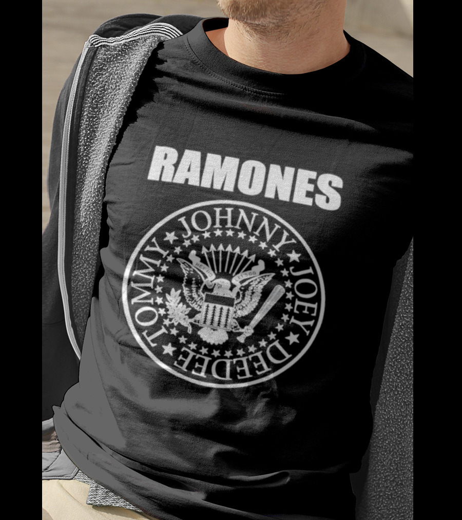 Ramones Hey Ho Let's Go Tommy Johnny Joey Dee Dee Seal T-Shirt