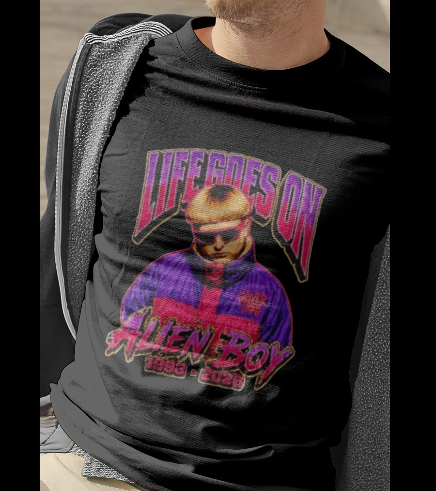 Oliver Tree Life Goes On Alien Boy 1993 2026 T-Shirt