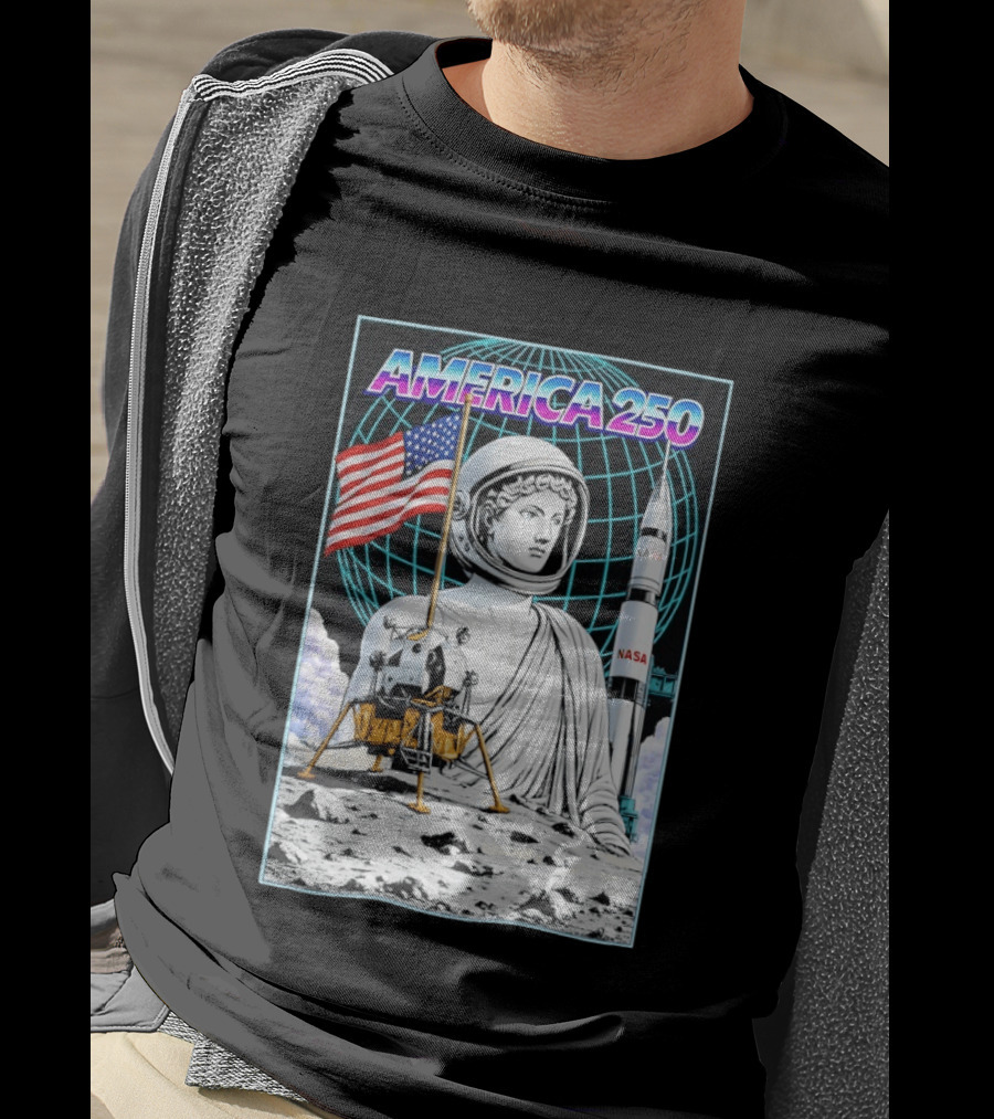 America 250 Apollo Space Rocket NASA Flag Astronaut Statue Moon T-Shirt