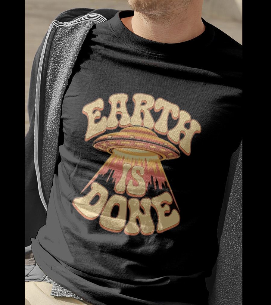Earth Is Done UFO Spaceship Abducting City Skyline T-Shirt