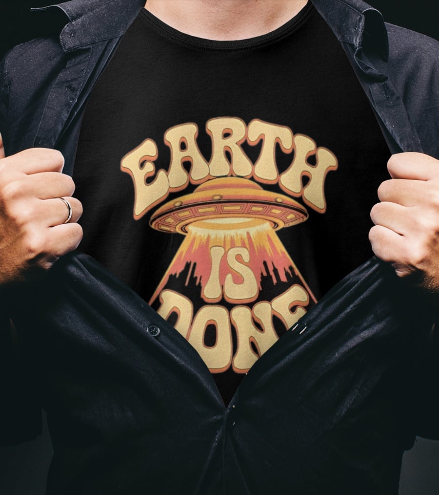 Earth Is Done UFO Spaceship Abducting City Skyline T-Shirt