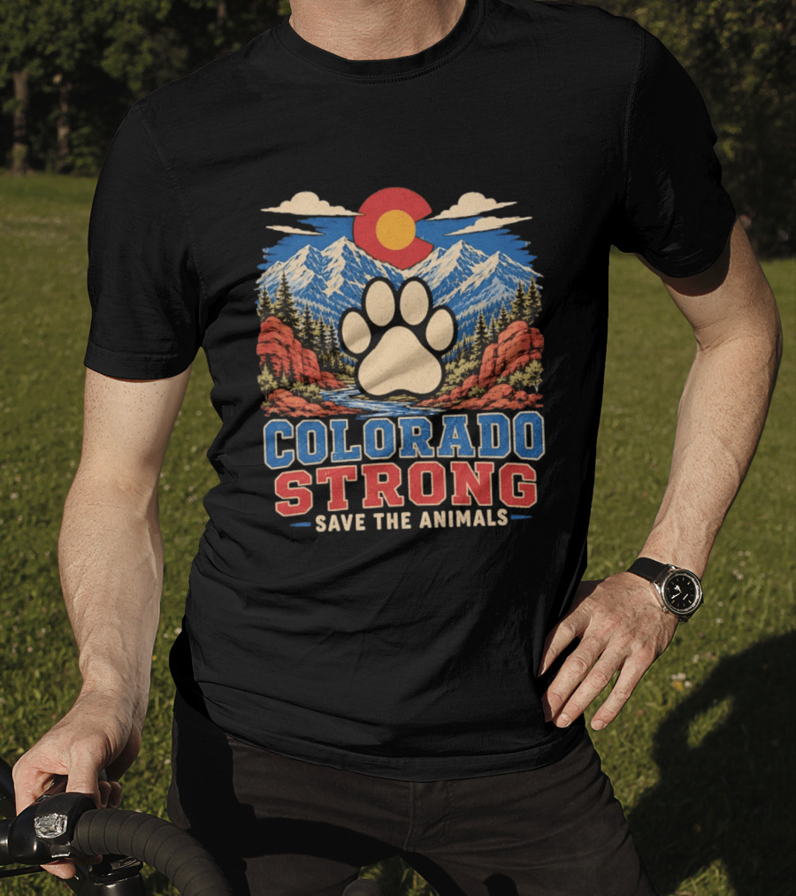 Colorado Strong Paw Print Save The Animals Mountain Sunset Landscape T-Shirt