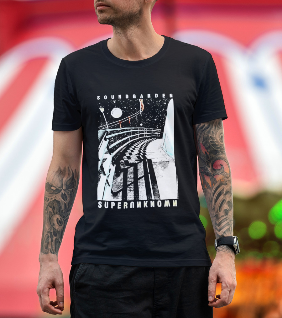 Soundgarden Superunknown Album Art Pathway Scene T-Shirt