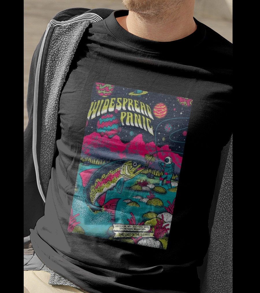 Widespread Panic Jul 5 2026 Snow King Mountain Jackson WY Cosmic Fishing Astronaut And Giant Fish Fantasy Scene T-Shirt
