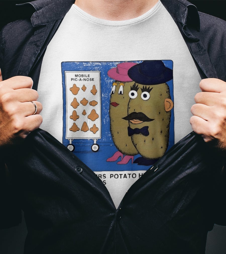 Mobile Pic A Nose Mr And Mrs Potato Head Pick Their Noses T-Shirt