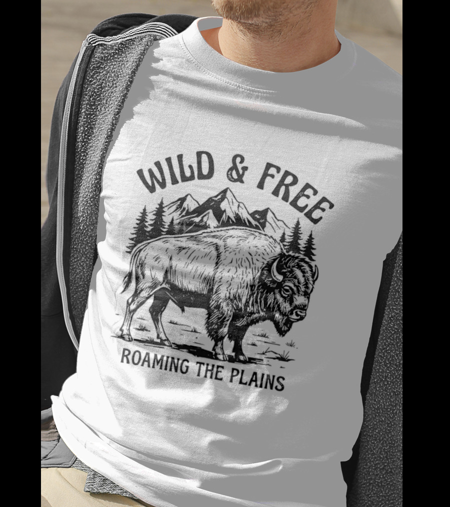 Wild And Free Roaming The Plains American Bison Mountain Nature Wildlife T-Shirt