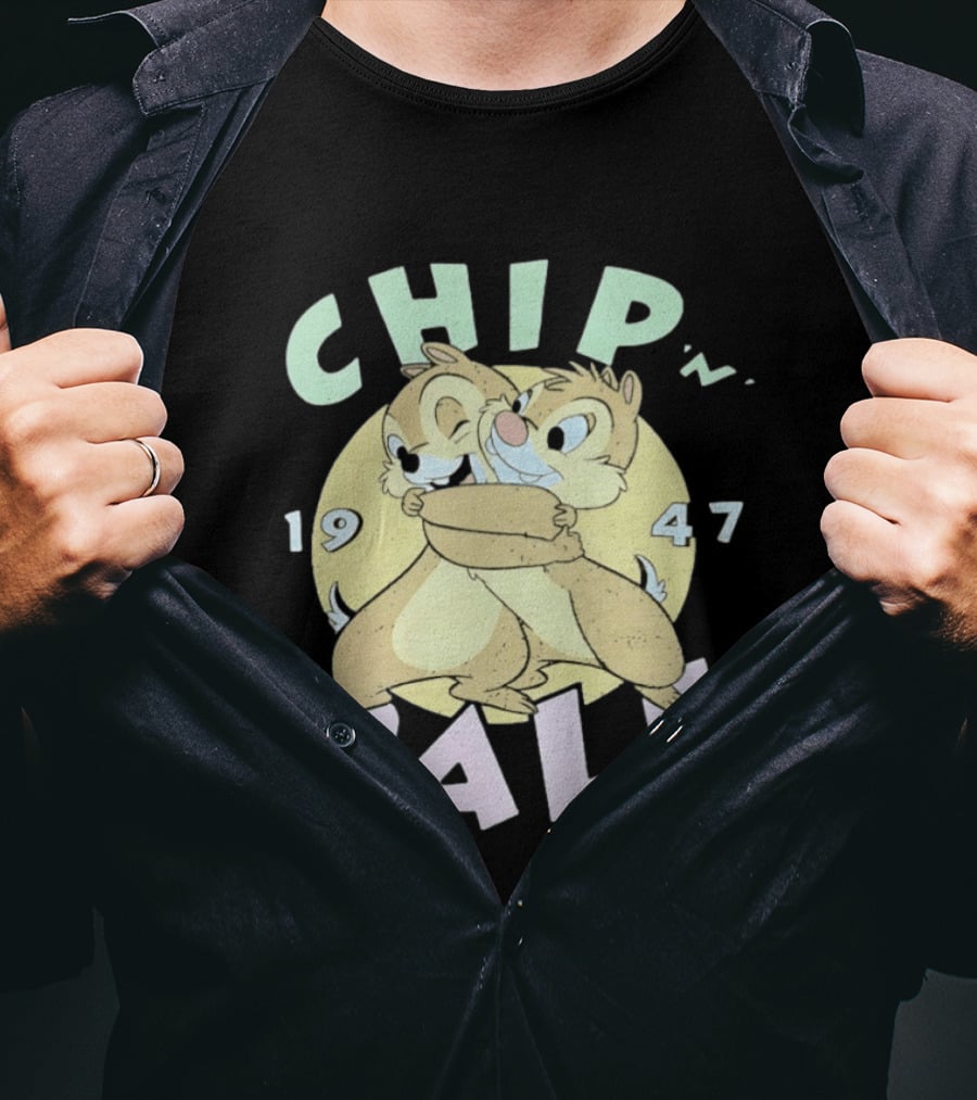 Chip N Dale 1947 Disney Characters Hugging T-Shirt