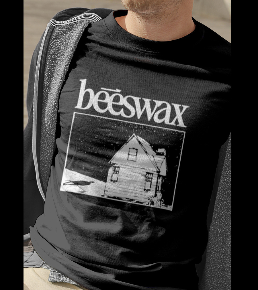 Beeswax City Of Lab Cabin Snow Scene T-Shirt