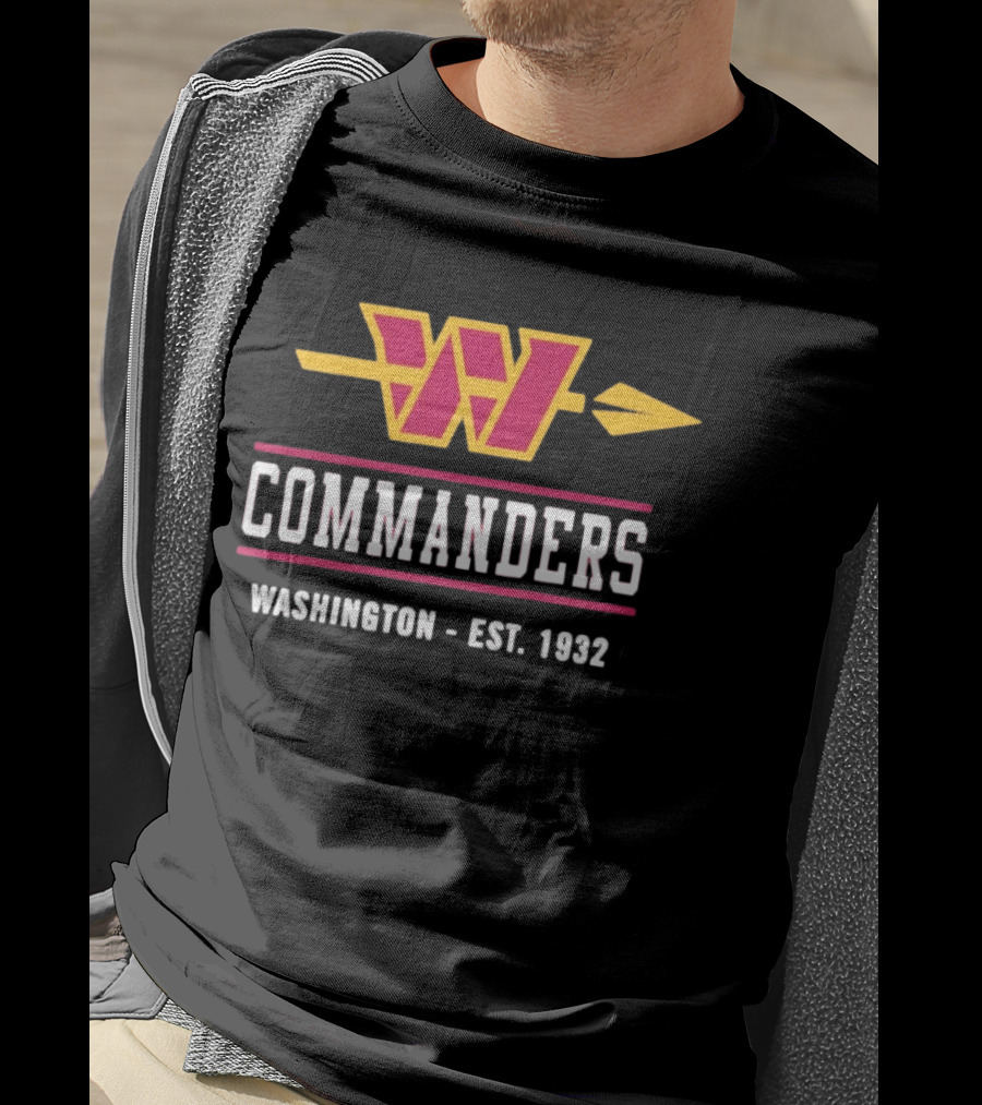 Washington Commanders W Arrow Est 1932 T-Shirt