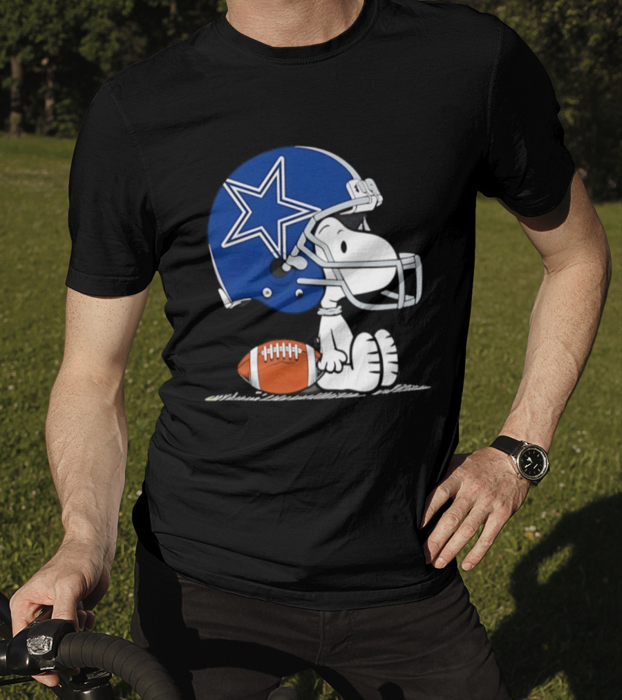 Snoopy Dallas Cowboys Football Helmet Collaboration Peanuts NFL Fan T-Shirt