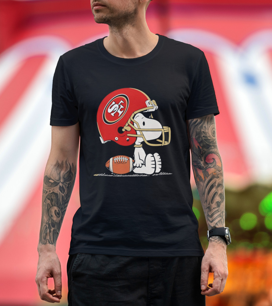 Snoopy San Francisco 49ers Football Helmet Peanuts NFL Collaboration T-Shirt