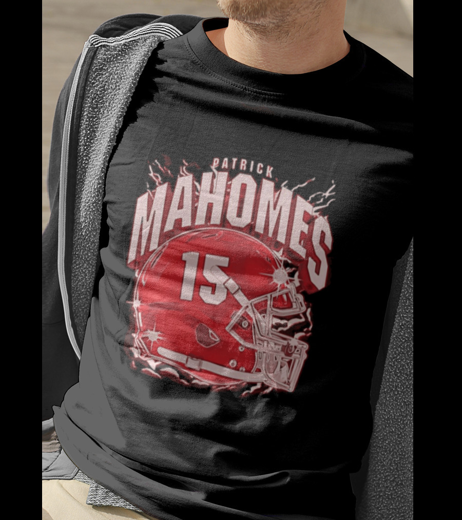Patrick Mahomes 15 Helmet Kansas City Chiefs Explosion T-Shirt