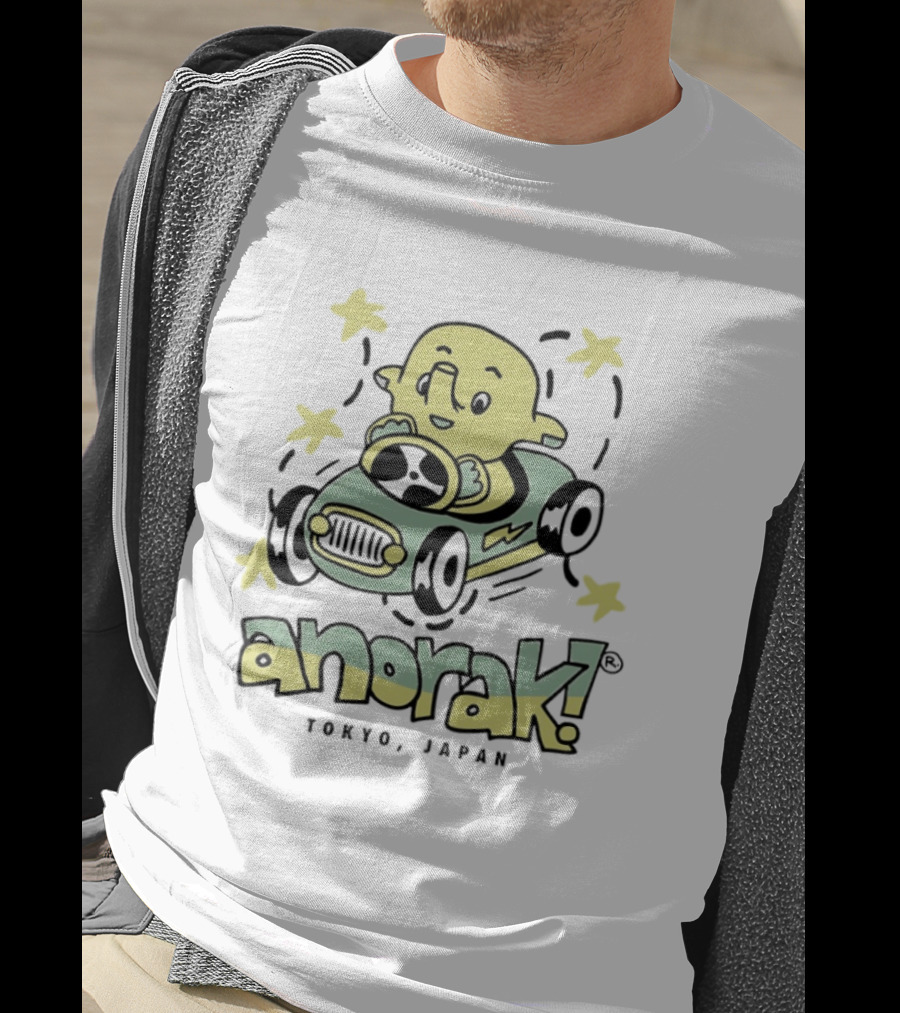 Anorak Tokyo Japan Elephant Cartoon In Car With Stars T-Shirt