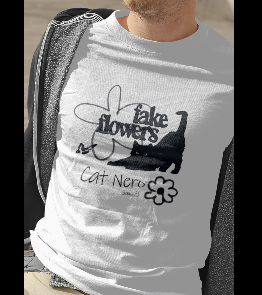 Cat Nero Fake Flowers Gains Floral Aesthetic Butterfly T-Shirt