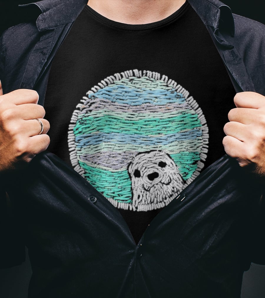 Woven Yarn Seal Ocean Colors Embroidery T-Shirt
