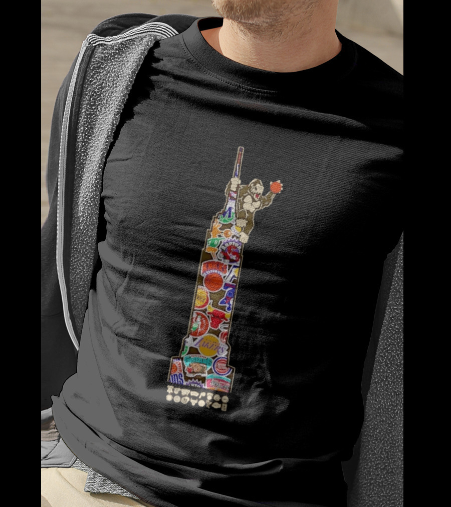 New York Knicks King K Basketball Team Logos Tower T-Shirt