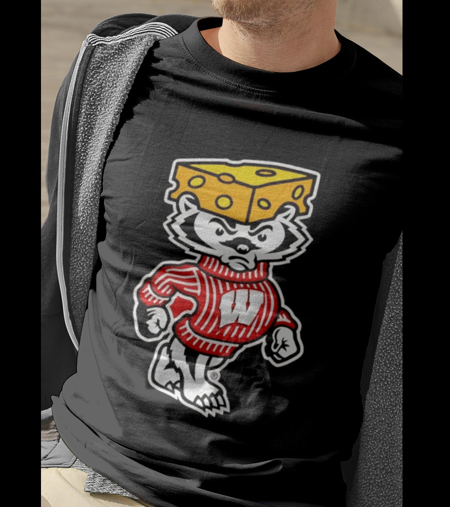 Wisconsin Badgers Bucky Cheesehead Lambeau Field 2026 T-Shirt