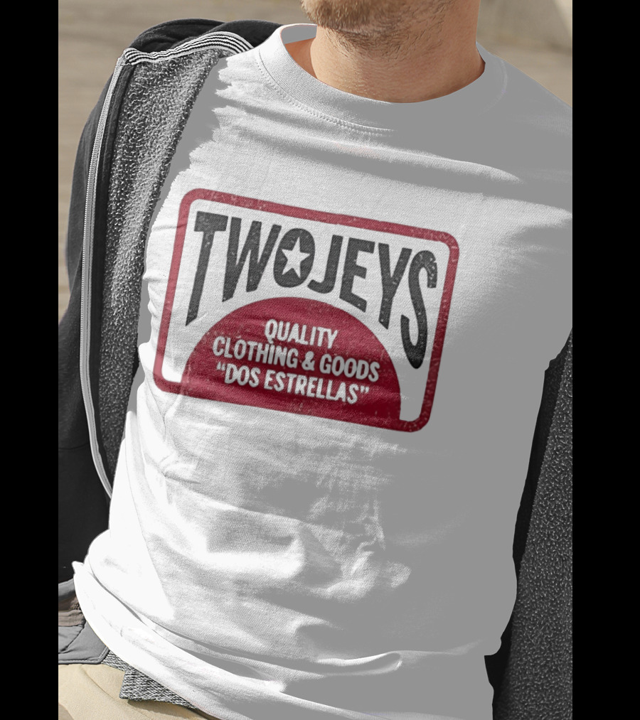 Twojeys Quality Clothing And Goods Dos Estrellas T-Shirt