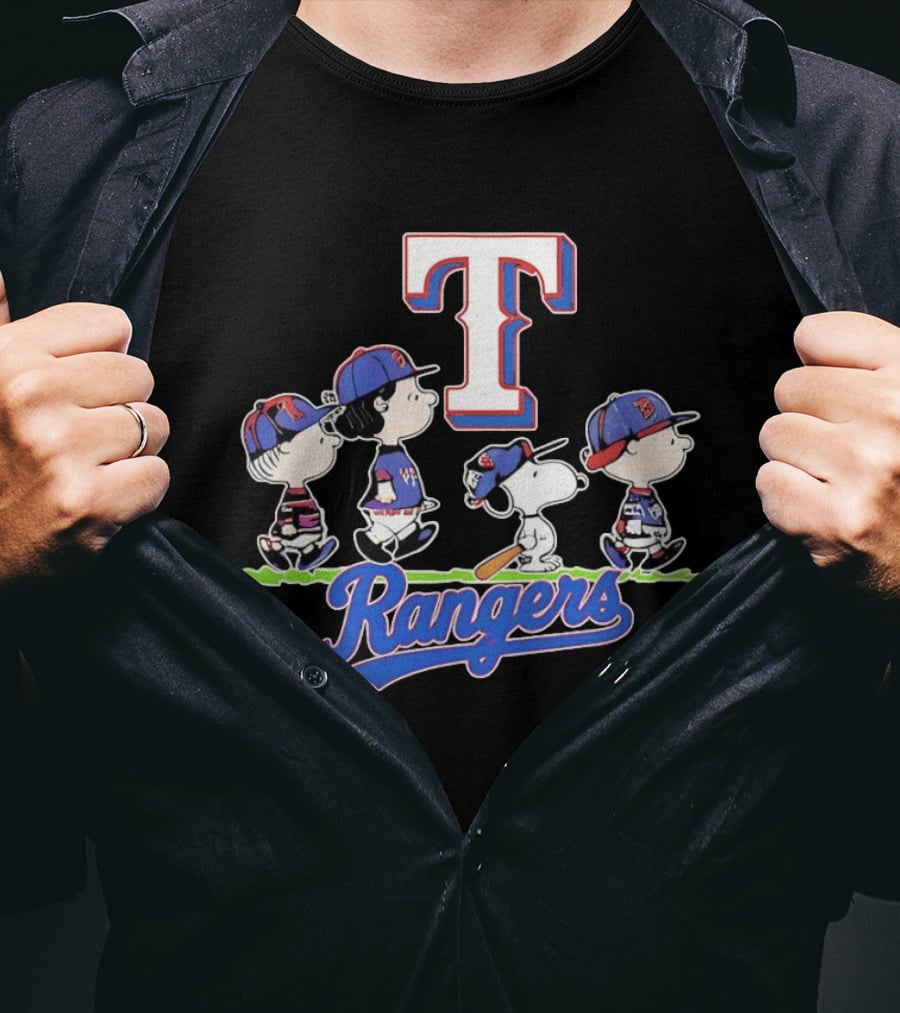 Peanuts Characters Walking With Texas Rangers Baseball Team T-Shirt