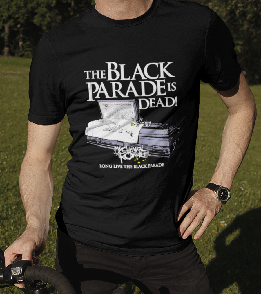 The Black Parade Is Dead My Chemical Romance Long Live The Black Parade Coffin Image T-Shirt