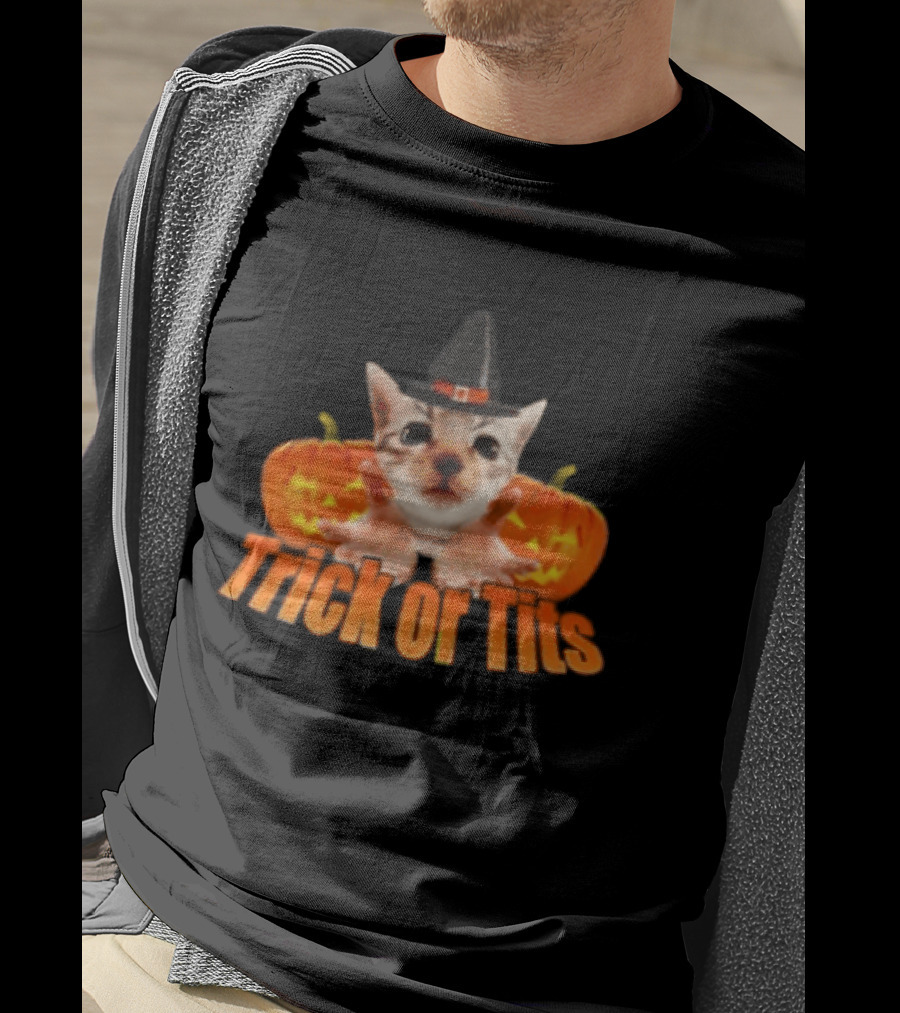 Trick Or Tits Halloween Cat Witch Pumpkin Hat T-Shirt