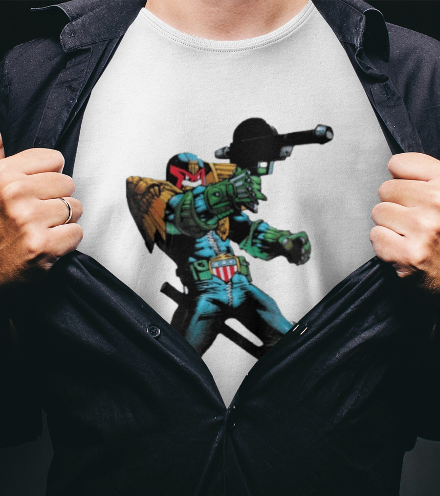 Judge Dredd Lawgiver Comic Book Character With Iconic Helmet T-Shirt
