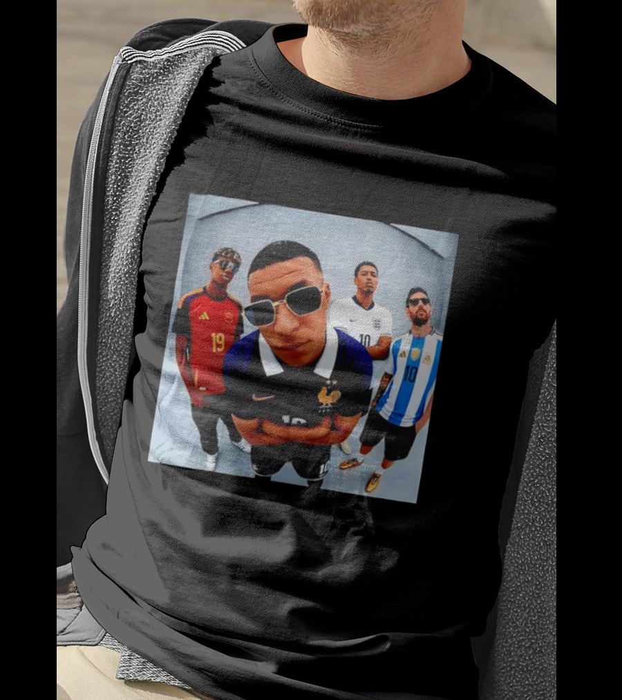 Kylian Mbappe Jude Bellingham Lionel Messi Football Stars Selfie Spain England Argentina France T-Shirt