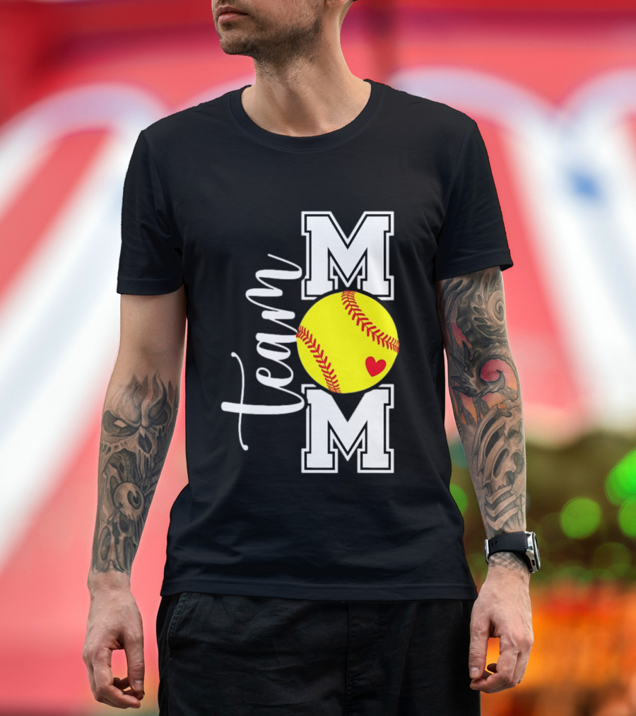 Team Mom Softball Yellow Heart Ball T-Shirt