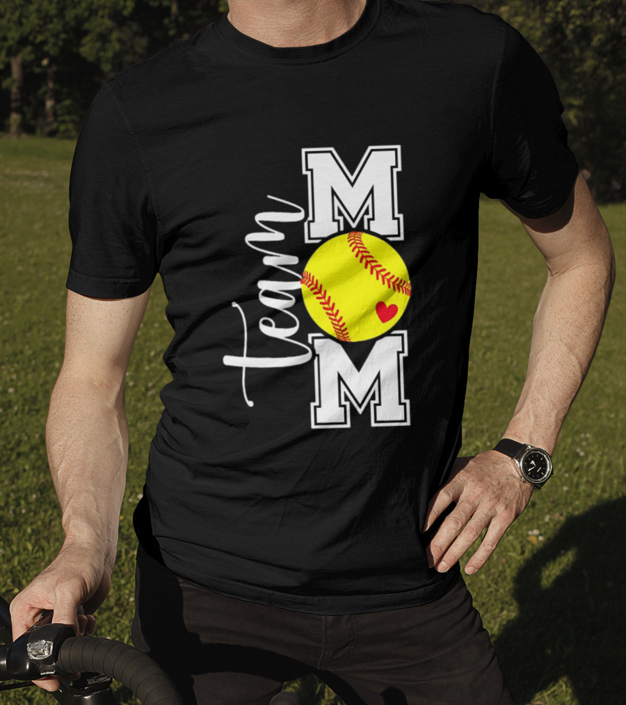 Team Mom Softball Yellow Heart Ball T-Shirt