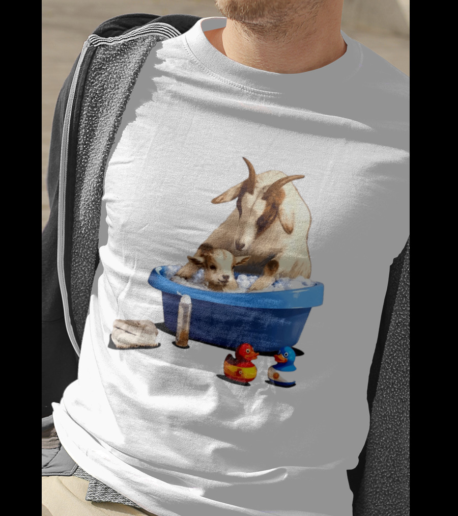 GOAT Bathtub Classico Messi Bathing Yamal T-Shirt